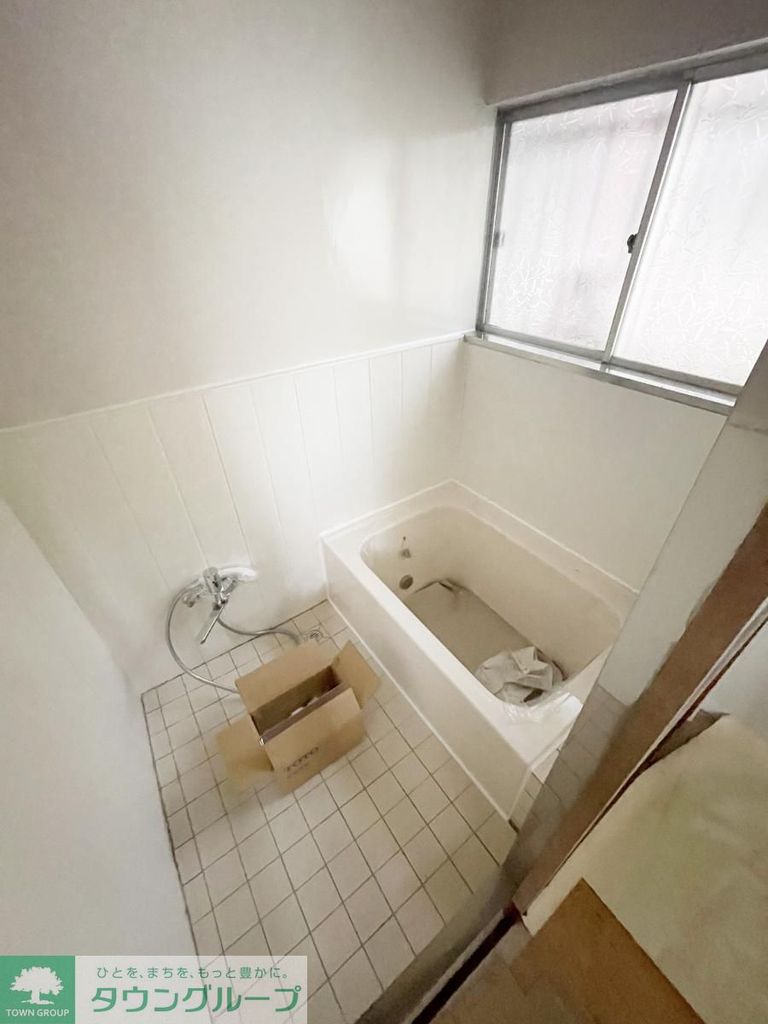 バス・シャワールーム　バス