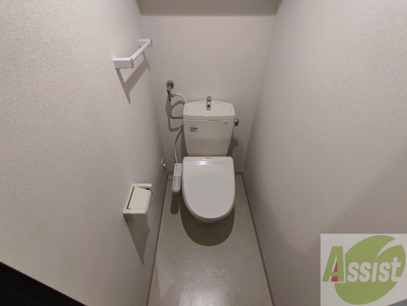 トイレ　トイレです。ウォシュレット付を探している方、おすすめです。