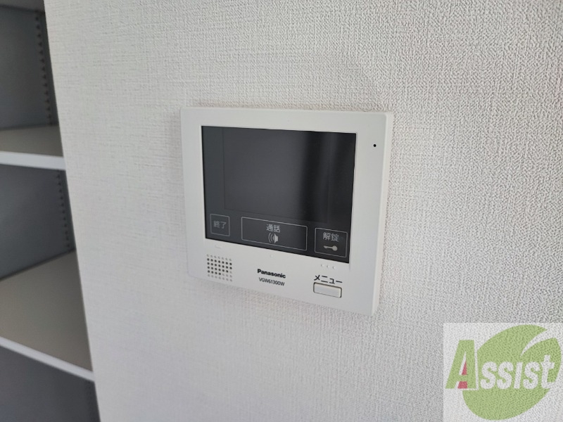 セキュリティ　ＴＶモニター付インターホンです。来客者の顔が見えるので安心！