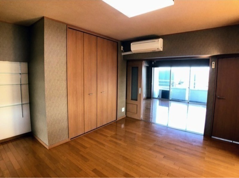 居室・リビング　図面と現状に相違がある場合には現状を優先