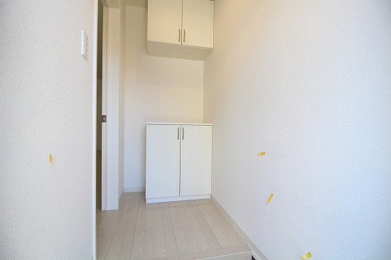 玄関　類似部屋写真