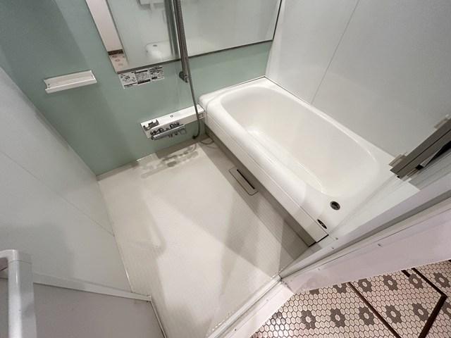 バス・シャワールーム　浴室