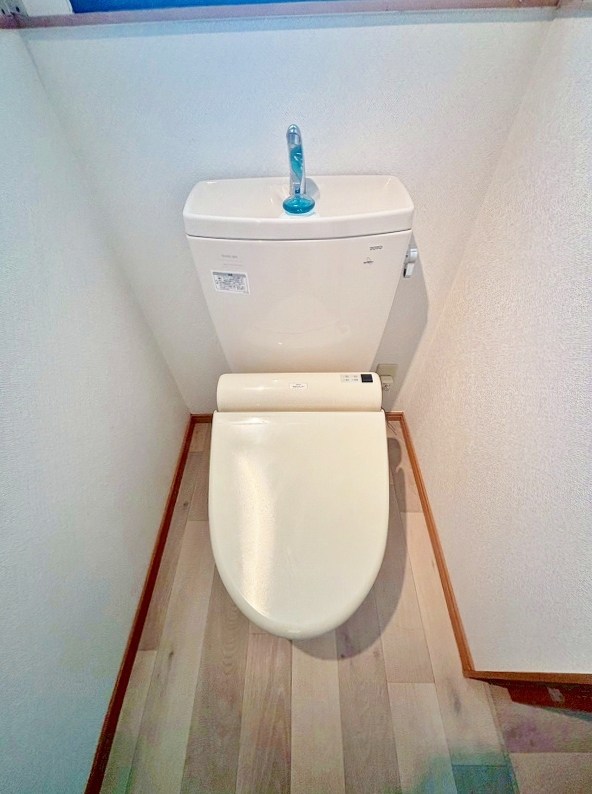 トイレ　★温水洗浄便座★