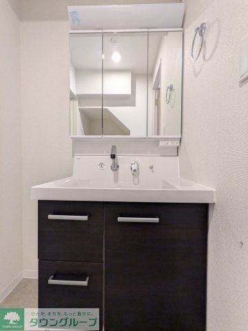 洗面設備　お部屋探しは株式会社　タウンハウジング　までお気軽にお問合…