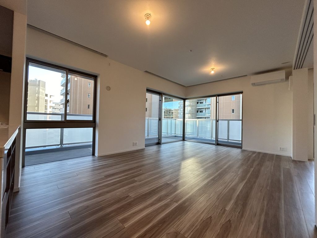 居室・リビング　LDK約２０．０帖