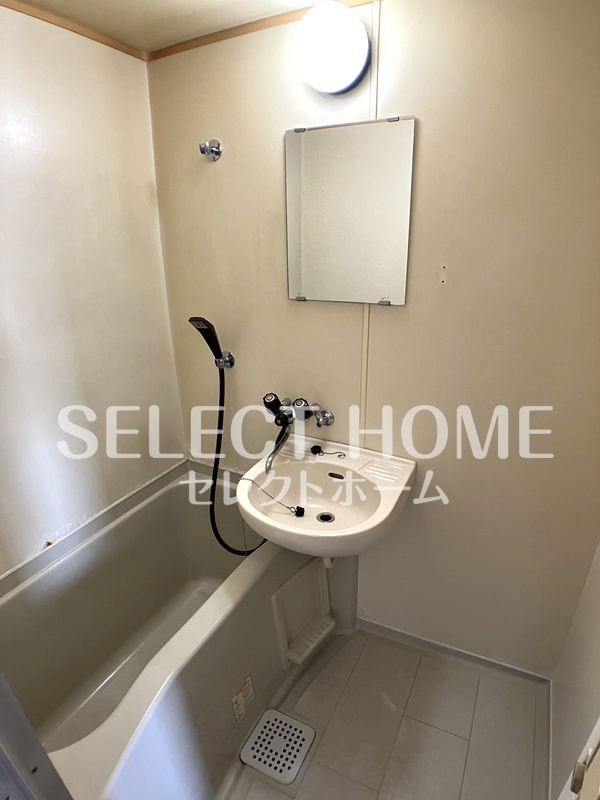 バス・シャワールーム　お風呂です