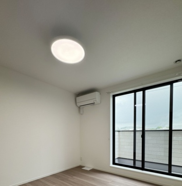 居室・リビング　同仕様