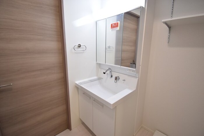 洗面設備　洗髪洗面化粧台