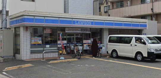 コンビニ　ローソン（コンビニ）まで524m