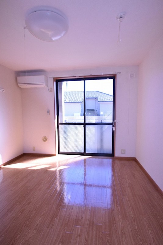 居室・リビング　別部屋参考写真