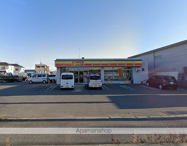 コンビニ　デイリーヤマザキ（コンビニ）まで8915m