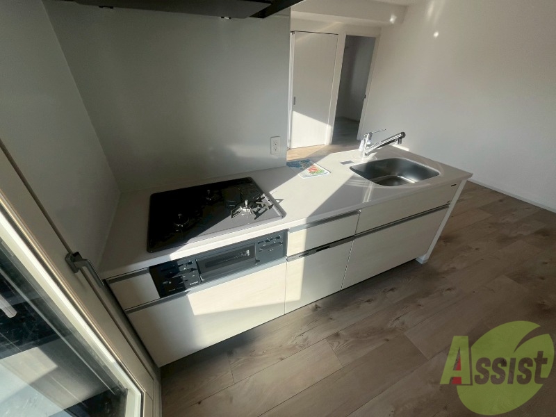 キッチン　３口システムキッチンなので、すぐお料理に使えます！