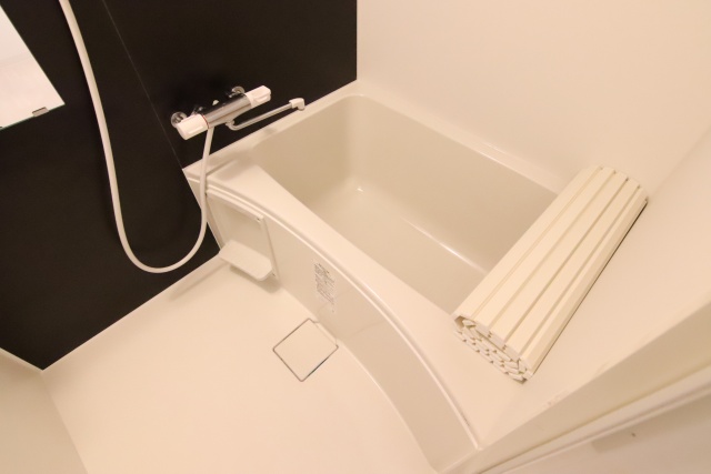 バス・シャワールーム　※別室の参考写真の為、現況優先です。