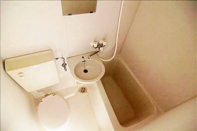 バス・シャワールーム　水回りの掃除が簡単なユニットバスです