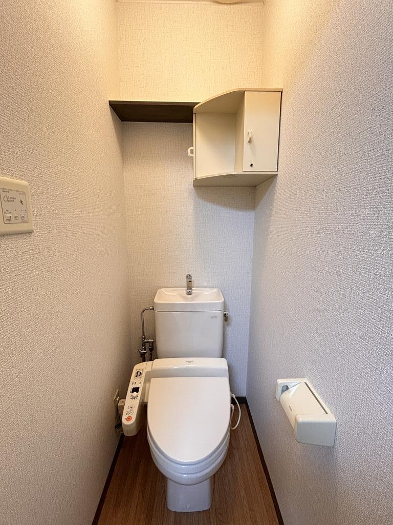 トイレ　※画像は別部屋（同間取り）の参考画像となります