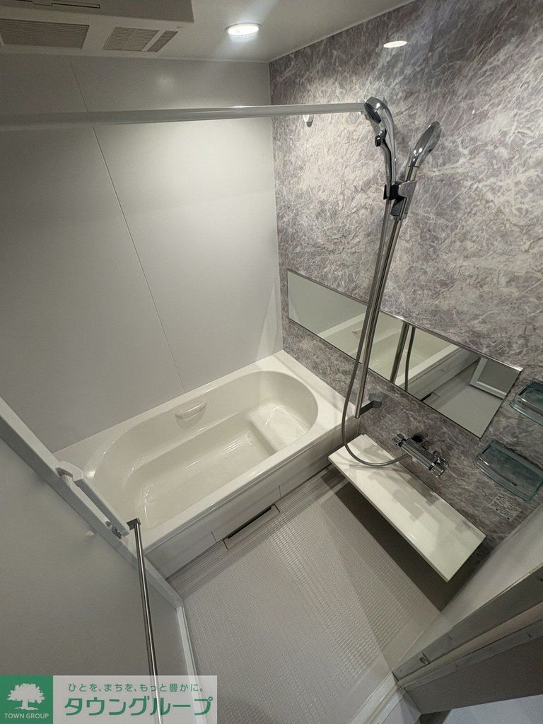 バス・シャワールーム　バス