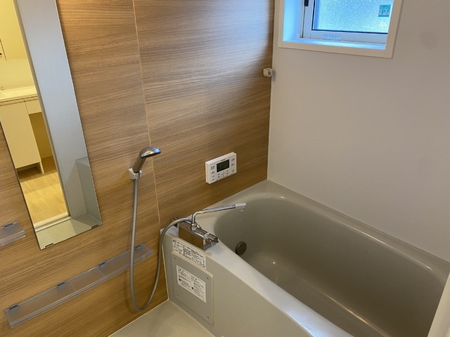 バス・シャワールーム　浴室