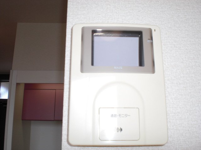 セキュリティ　安心のモニター付きインターホン。