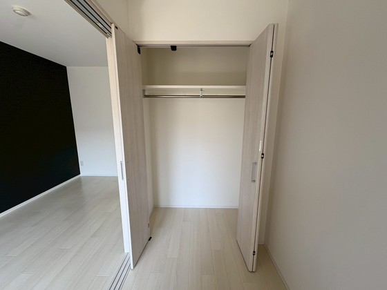 収納　※別部屋の写真です