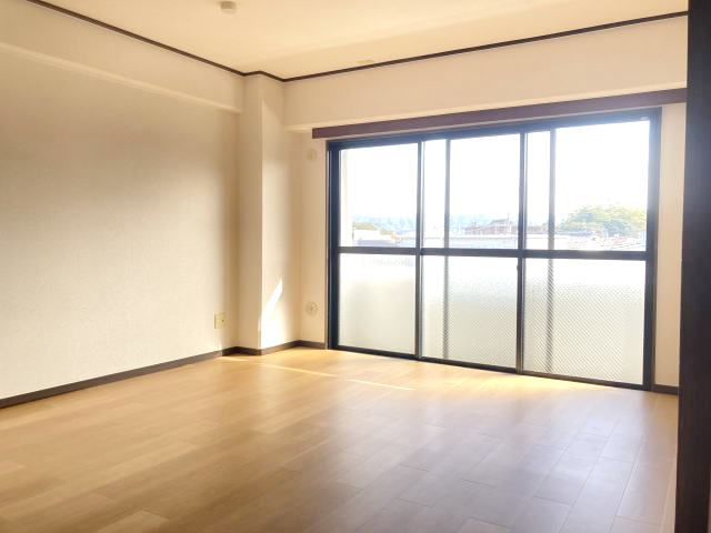 居室・リビング　同仕様