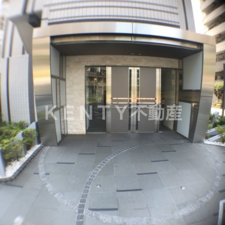 エントランス　建物の内部です