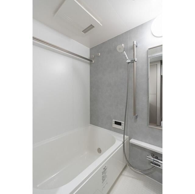 バス・シャワールーム　お風呂で日々の疲れを落としましょう