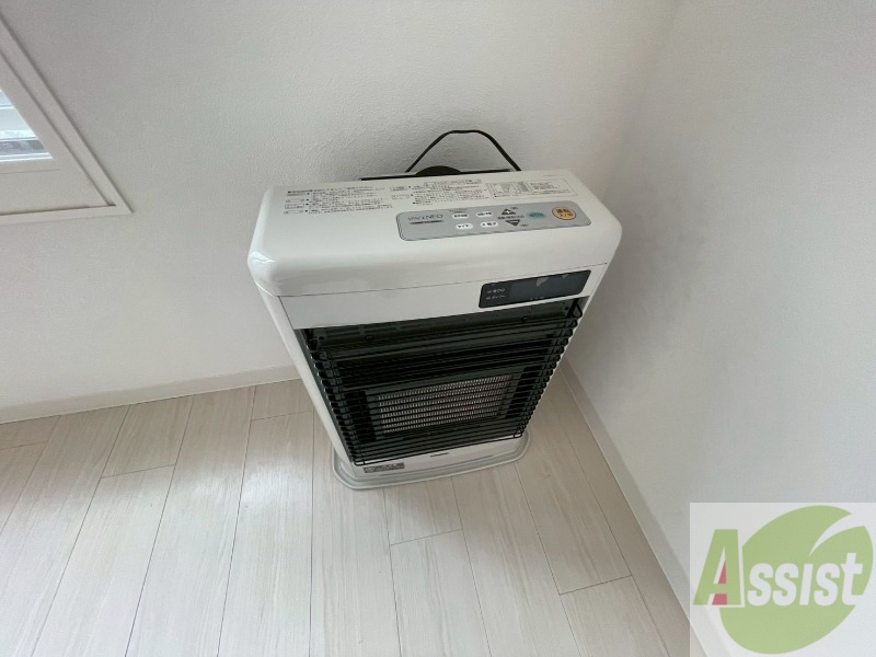 その他　灯油暖房が設置されているので冬場も快適です！