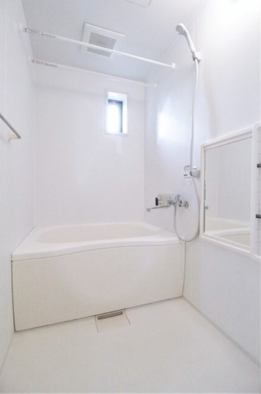 バス・シャワールーム　図面と現状に相違がある場合には現状を優先