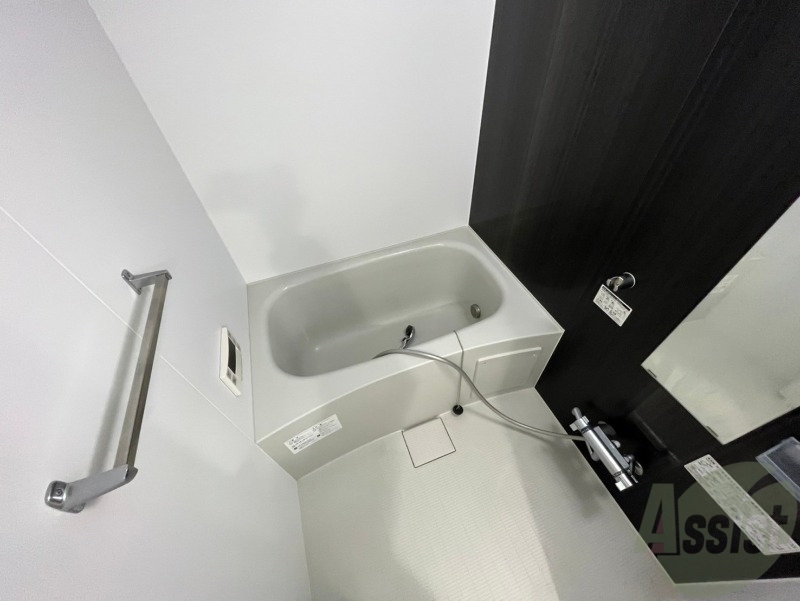 バス・シャワールーム　お風呂です。ゆっくりお風呂につかるのも体に良いですね～