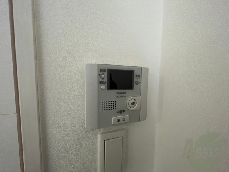 セキュリティ　ＴＶモニター付インターホンです。来客者の顔が見えるので安心！