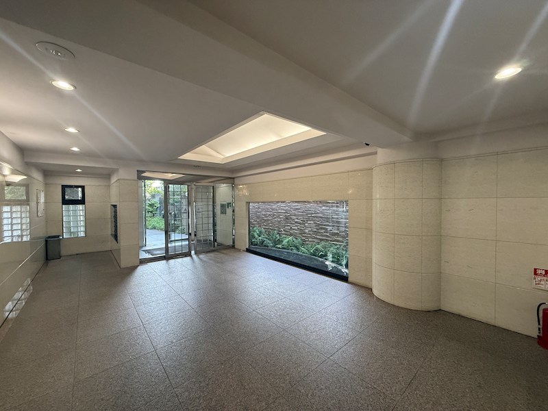 阪神本線 魚崎駅 徒歩7分 6階建 築35年の外観写真
