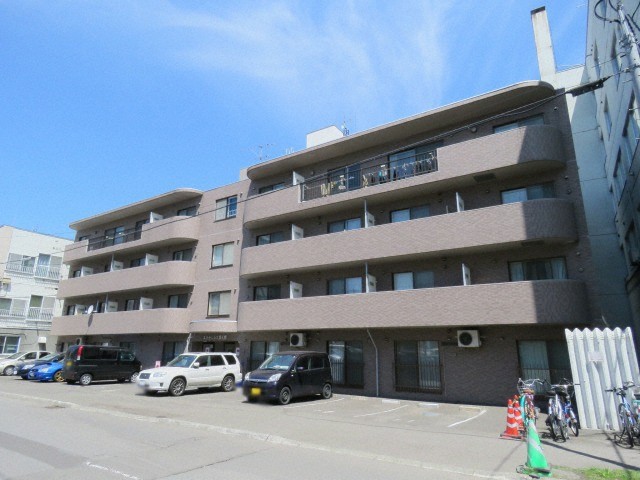 建物外観　☆地下鉄東西線白石駅まで徒歩2分！