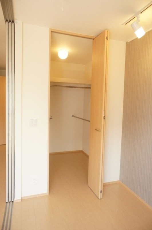 収納　図面と現状に相違がある場合には現状を優先