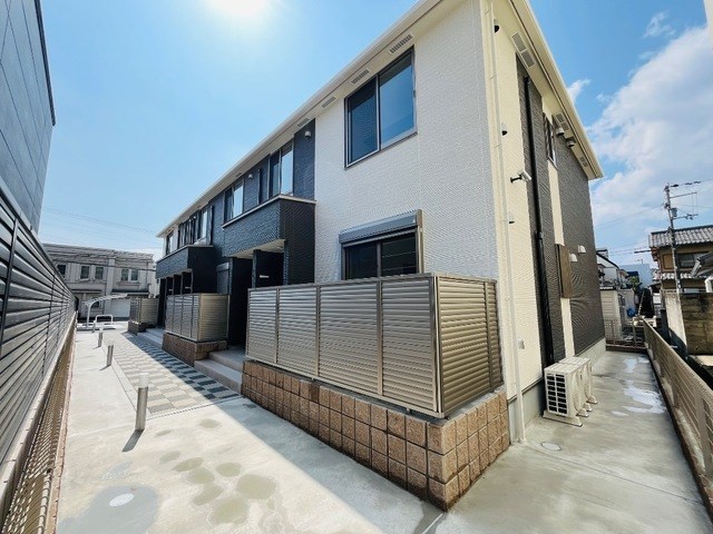 建物外観　同シリーズのイメージ写真です。(現況優先)