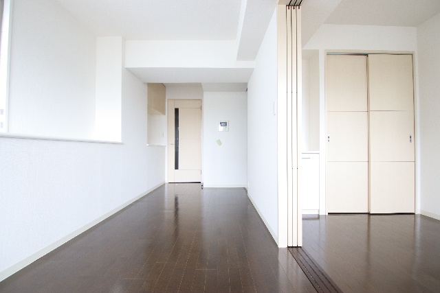 居室・リビング　別室の参考写真です。※現況優先