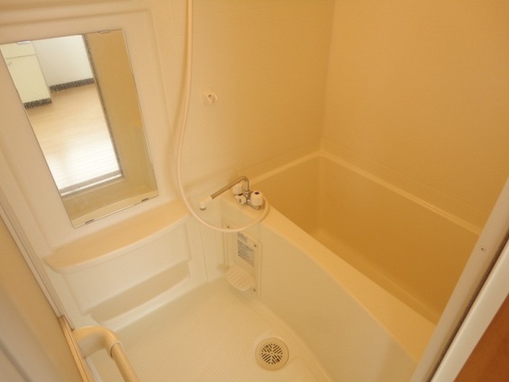 バス・シャワールーム　※別号室の写真です。