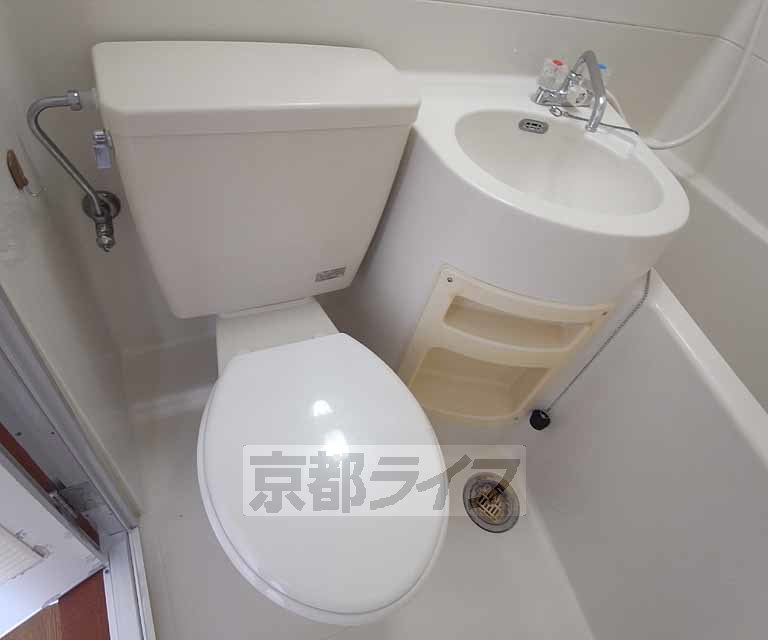 トイレ　きれいなトイレです