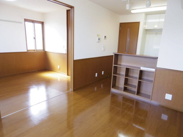 居室・リビング　日あたり良好、団らんスペース