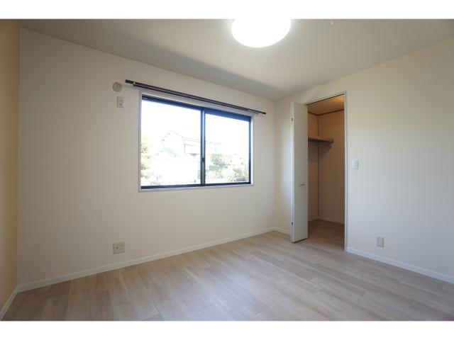 収納　ウォークインクローゼット付き