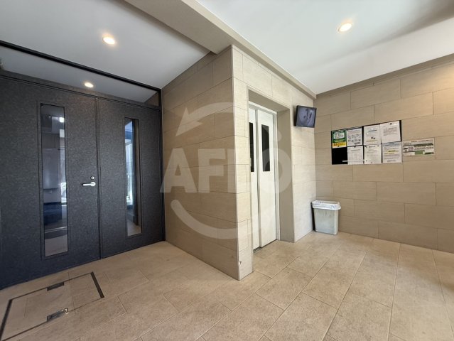 ロビー　ISM大阪城公園　ロビー