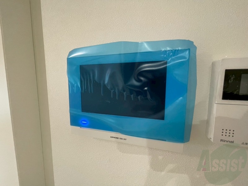 セキュリティ　ＴＶモニター付インターホンです。来客者の顔が見えるので安心！