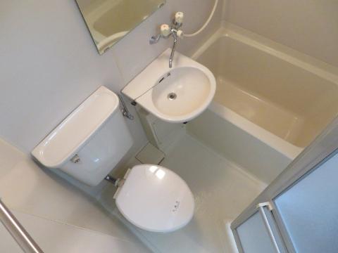 バス・シャワールーム　ユニットバス（イメージ）