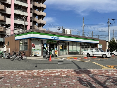 コンビニ　ファミリーマート天下茶屋北１丁目店（コンビニ）まで497m
