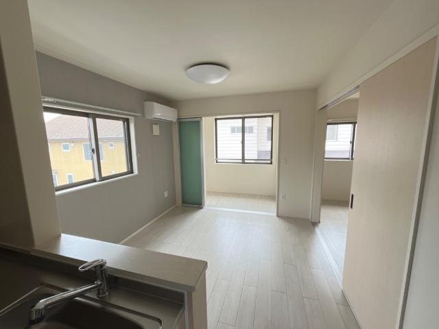 居室・リビング　リビング