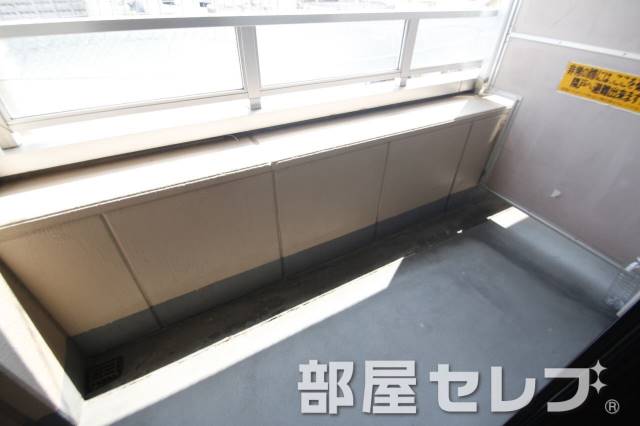 バルコニー　バルコニー。他号室の写真です。