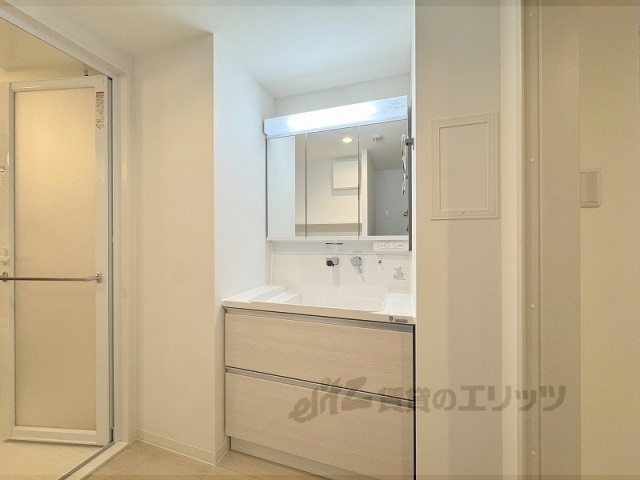 洗面設備　独立洗面台