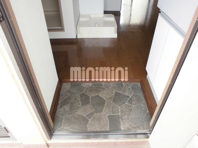 玄関　同物件別室のイメージ写真