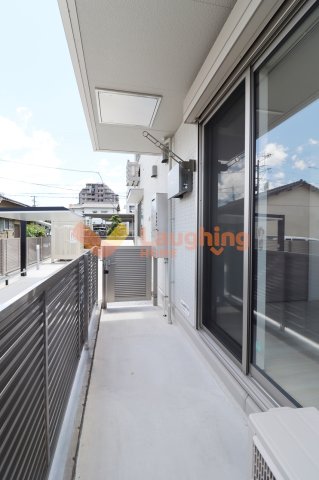 バルコニー　開放的で明るい空間を演出してくれるバルコニーです