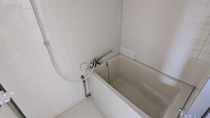 バス・シャワールーム　お風呂です