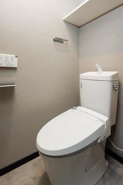 トイレ　※写真は同タイプ住戸です。